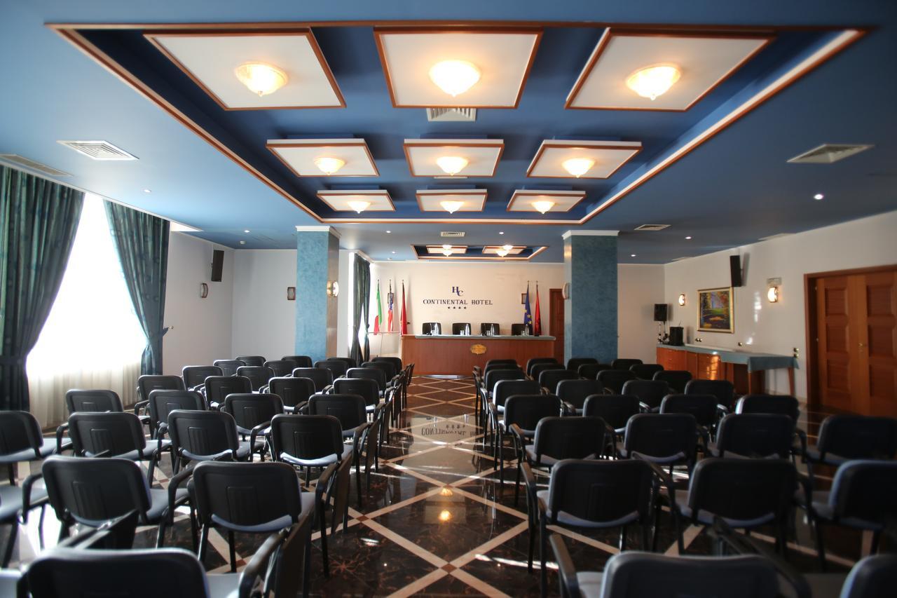 Hotel Continental Vorë Dış mekan fotoğraf